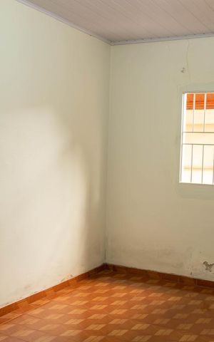 Casa à venda com 291m², 4 quartos e 2 vagas Casa à venda com 291m², 4 quartos e 2 vagasQuarto 1