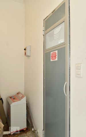 Casa para alugar com 240m², 3 quartos e 4 vagasSauna