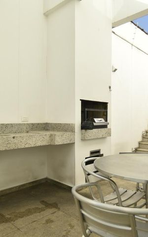 Casa para alugar com 240m², 3 quartos e 4 vagasEspaço gourmet e churrasqueira