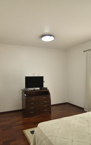 Casa para alugar com 240m², 3 quartos e 4 vagasSuite 1