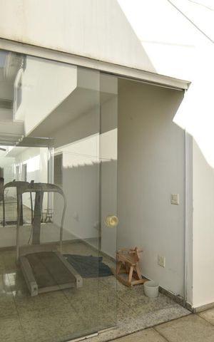 Casa para alugar com 240m², 3 quartos e 4 vagasAcademia