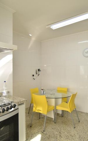 Casa para alugar com 240m², 3 quartos e 4 vagasCozinha