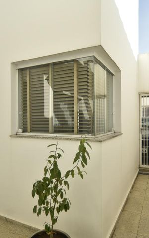 Casa para alugar com 240m², 3 quartos e 4 vagasEntrada lateral