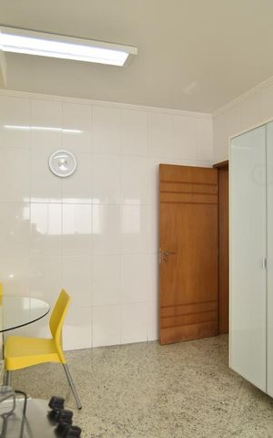 Casa para alugar com 240m², 3 quartos e 4 vagasCozinha
