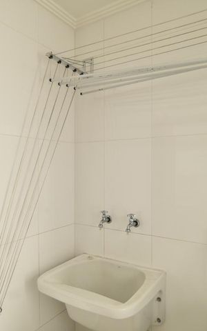 Casa para alugar com 240m², 3 quartos e 4 vagasÁrea de serviço