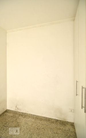 Casa para alugar com 240m², 3 quartos e 4 vagasQuarto de serviço