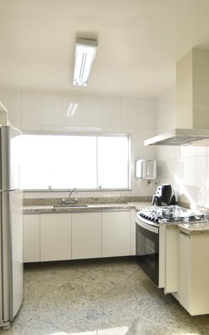 Casa para alugar com 240m², 3 quartos e 4 vagasCozinha