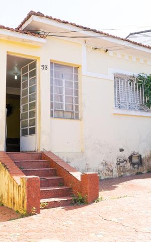 Casa à venda com 100m², 3 quartos e 1 vaga Casa à venda com 100m², 3 quartos e 1 vagaFachada