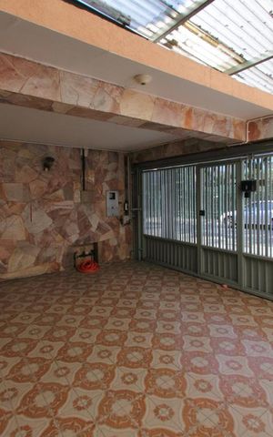 Casa à venda com 148m², 3 quartos e 3 vagasQuintal
