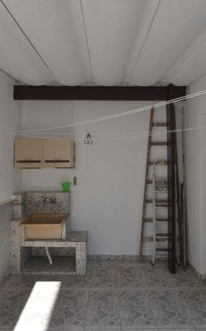 Casa à venda com 130m², 2 quartos e 1 vagaÁrea de Serviço