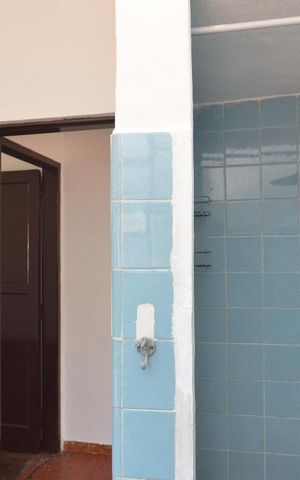 Casa à venda com 130m², 2 quartos e 1 vagaBanheiro