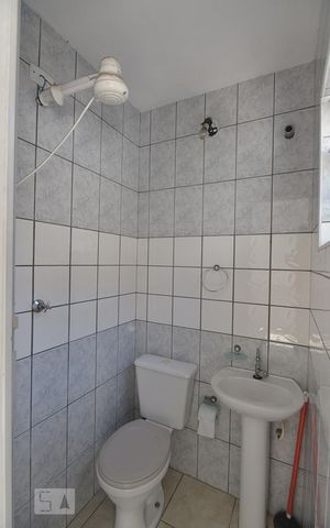 Casa à venda com 130m², 2 quartos e 1 vagaBanheiro de Serviço