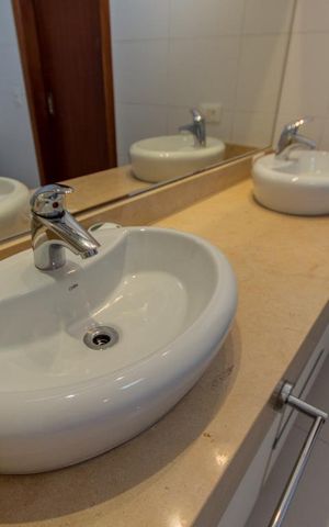 Apartamento para alugar com 244m², 3 quartos e 3 vagas Apartamento para alugar com 244m², 3 quartos e 3 vagasBanheiro da Suite