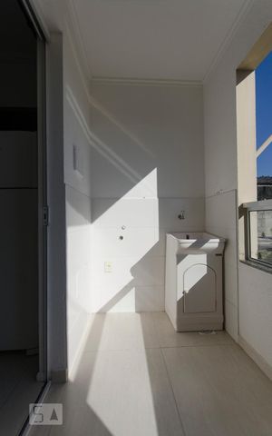 Apartamento para alugar com 68m², 2 quartos e 1 vagaVaranda da Sala