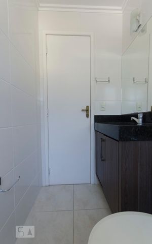 Apartamento para alugar com 68m², 2 quartos e 1 vagaBanheiro Social