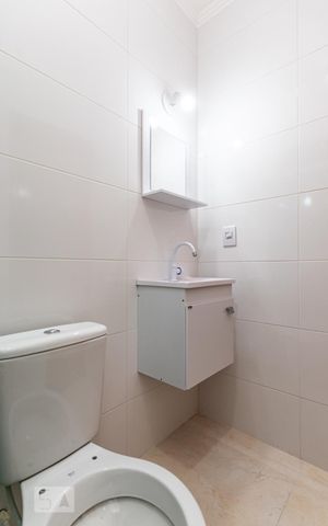 Apartamento para alugar com 60m², 2 quartos e 1 vaga Apartamento para alugar com 60m², 2 quartos e 1 vagaBanheiro
