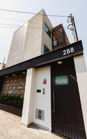 Apartamento à venda com 31m², 1 quarto e sem vaga Apartamento à venda com 31m², 1 quarto e sem vagaFachada