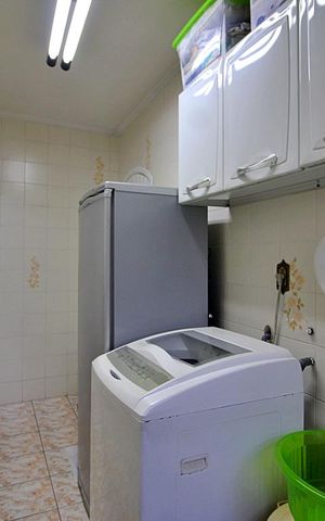 Casa à venda com 202m², 3 quartos e 3 vagasLavanderia