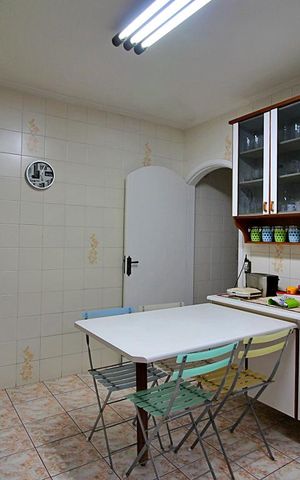 Casa à venda com 202m², 3 quartos e 3 vagasCozinha