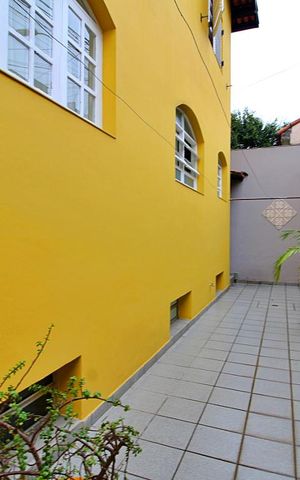 Casa à venda com 202m², 3 quartos e 3 vagasQuintal