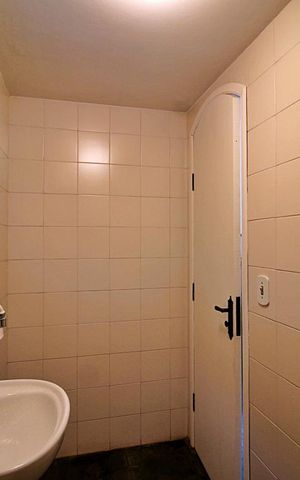 Casa à venda com 202m², 3 quartos e 3 vagasBanheiro 3