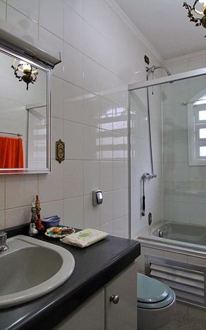 Casa à venda com 202m², 3 quartos e 3 vagasBanheiro da Suíte
