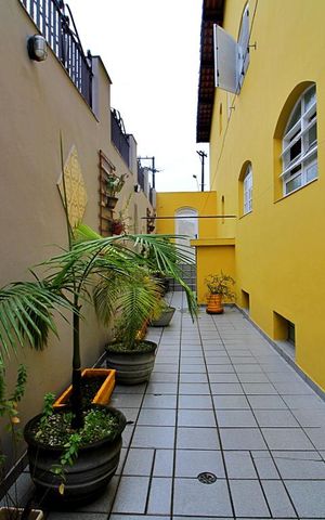 Casa à venda com 202m², 3 quartos e 3 vagasQuintal