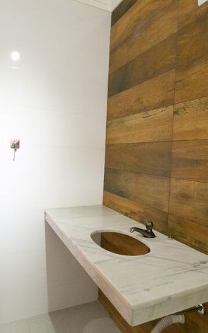 Casa para alugar com 332m², 5 quartos e 2 vagasSuíte da Edícula
