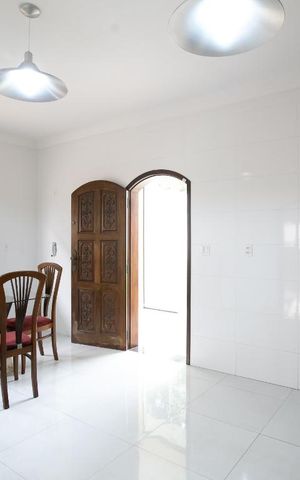 Casa para alugar com 332m², 5 quartos e 2 vagasCozinha