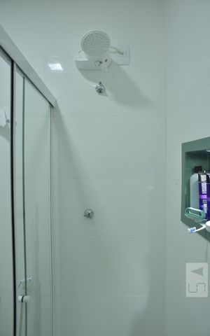 Casa de condomínio à venda com 130m², 3 quartos e 2 vagasBanheiro Social