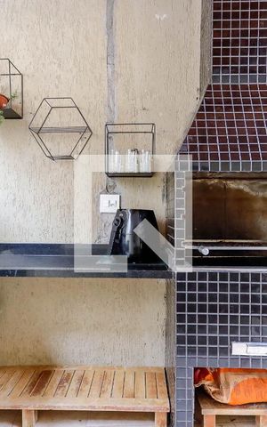Casa à venda com 250m², 3 quartos e 2 vagas Casa à venda com 250m², 3 quartos e 2 vagasChurrasqueira