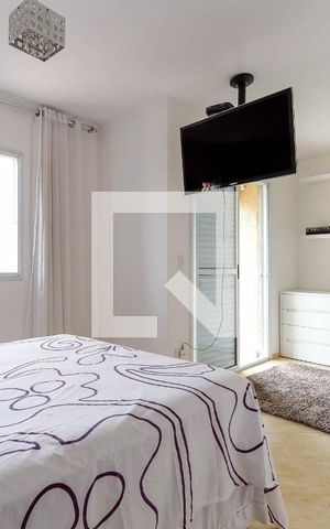 Casa à venda com 250m², 3 quartos e 2 vagas Casa à venda com 250m², 3 quartos e 2 vagasSuíte 1
