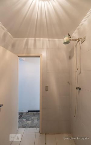 Apartamento à venda com 120m², 5 quartos e sem vaga Apartamento à venda com 120m², 5 quartos e sem vagaBanheiro Social 2