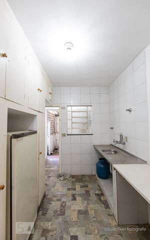 Apartamento à venda com 120m², 5 quartos e sem vaga Apartamento à venda com 120m², 5 quartos e sem vagaCozinha