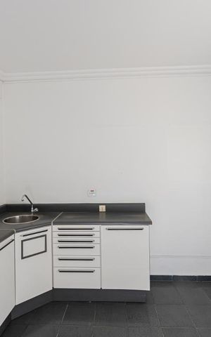 Apartamento à venda com 120m², 5 quartos e sem vaga Apartamento à venda com 120m², 5 quartos e sem vagaQuarto 4