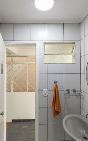 Apartamento à venda com 120m², 5 quartos e sem vaga Apartamento à venda com 120m², 5 quartos e sem vagaBanheiro Social 1