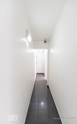 Apartamento à venda com 120m², 5 quartos e sem vaga Apartamento à venda com 120m², 5 quartos e sem vagaCorredor