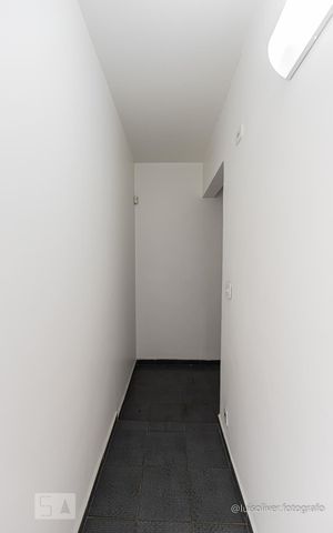 Apartamento à venda com 120m², 5 quartos e sem vaga Apartamento à venda com 120m², 5 quartos e sem vagaCorredor