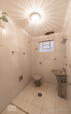 Apartamento à venda com 120m², 5 quartos e sem vaga Apartamento à venda com 120m², 5 quartos e sem vagaBanheiro Social 2