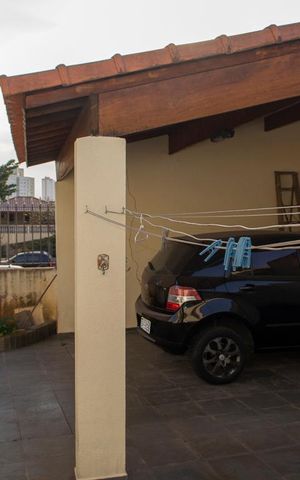 Casa à venda com 120m², 3 quartos e 8 vagas Casa à venda com 120m², 3 quartos e 8 vagasVISTA QUARTO 3