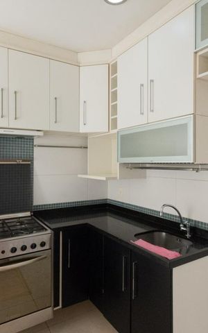 Apartamento para alugar com 68m², 2 quartos e 2 vagasCozinha e Área de Serviço