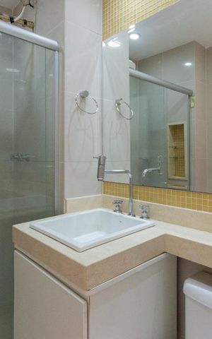 Apartamento para alugar com 68m², 2 quartos e 2 vagasBanheiro