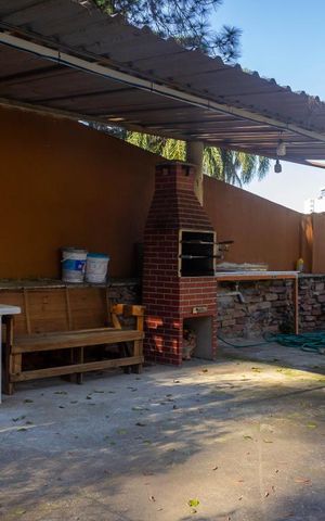Casa para alugar com 415m², 4 quartos e 4 vagas Casa para alugar com 415m², 4 quartos e 4 vagasÁrea Externa