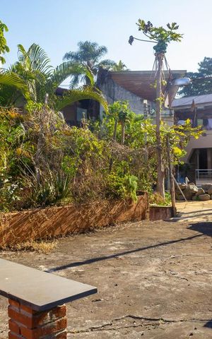 Casa para alugar com 415m², 4 quartos e 4 vagas Casa para alugar com 415m², 4 quartos e 4 vagasÁrea Externa