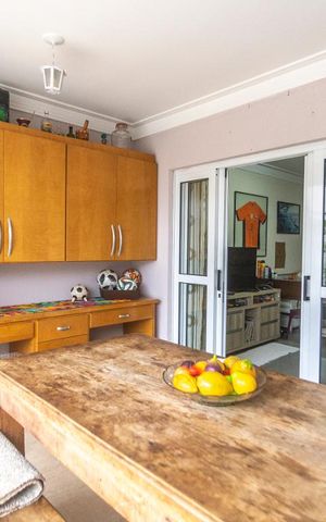 Casa para alugar com 200m², 3 quartos e 4 vagasChurrasqueira