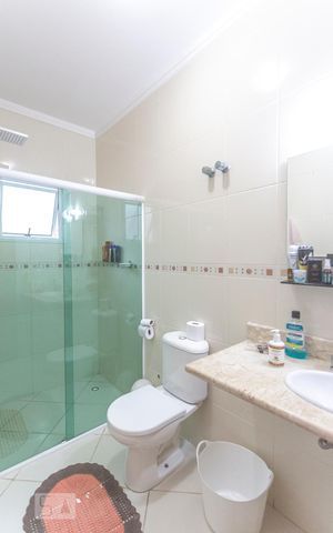 Casa para alugar com 200m², 3 quartos e 4 vagasBanheiro suíte