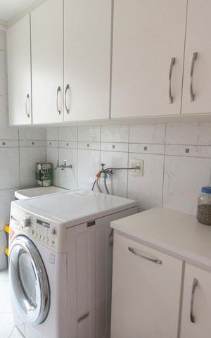 Casa para alugar com 200m², 3 quartos e 4 vagasÁrea de serviço