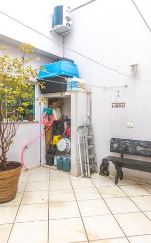 Casa para alugar com 200m², 3 quartos e 4 vagasQuintal