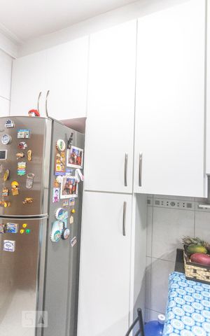 Casa para alugar com 200m², 3 quartos e 4 vagasArmário