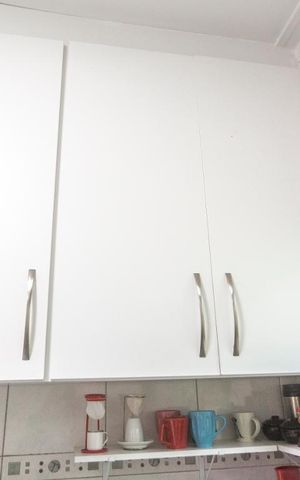 Casa para alugar com 200m², 3 quartos e 4 vagasArmário
